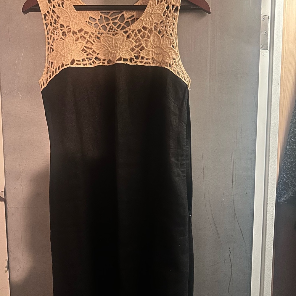LOFT Tan and Black Sheath Midi Dress Sleeveless Scoop Neck